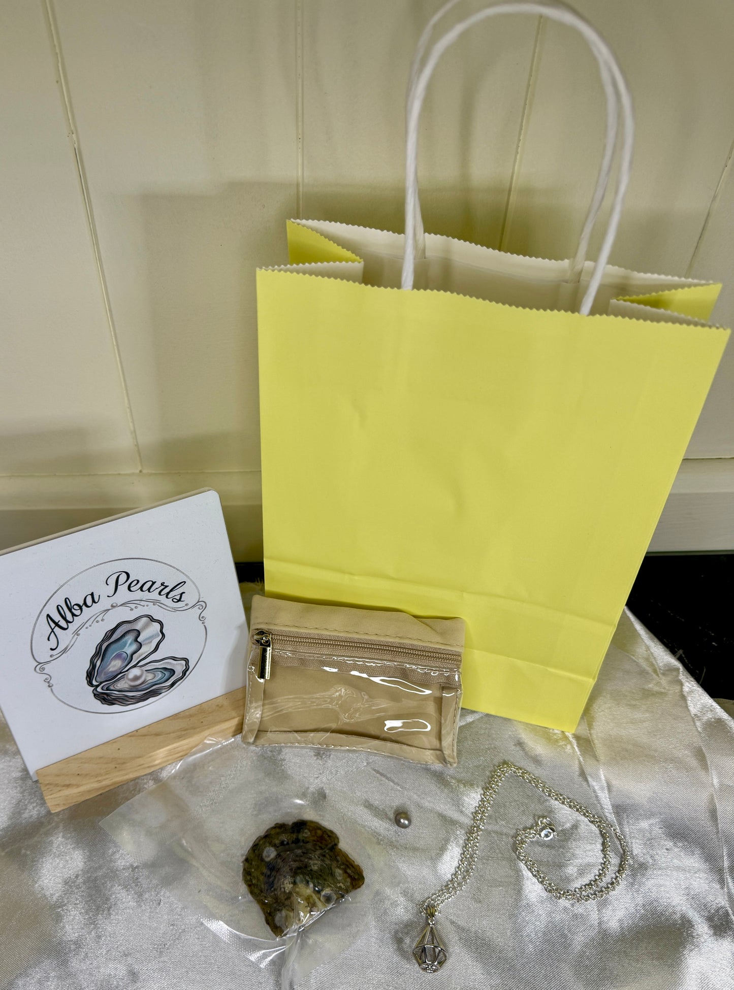 Signature Pearl Reveal Bundle