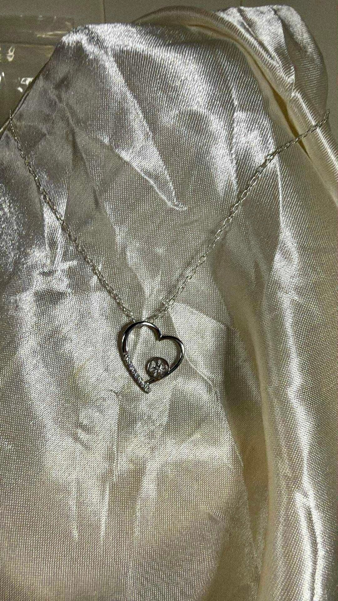 Heart Pendant - includes single Oyster opening
