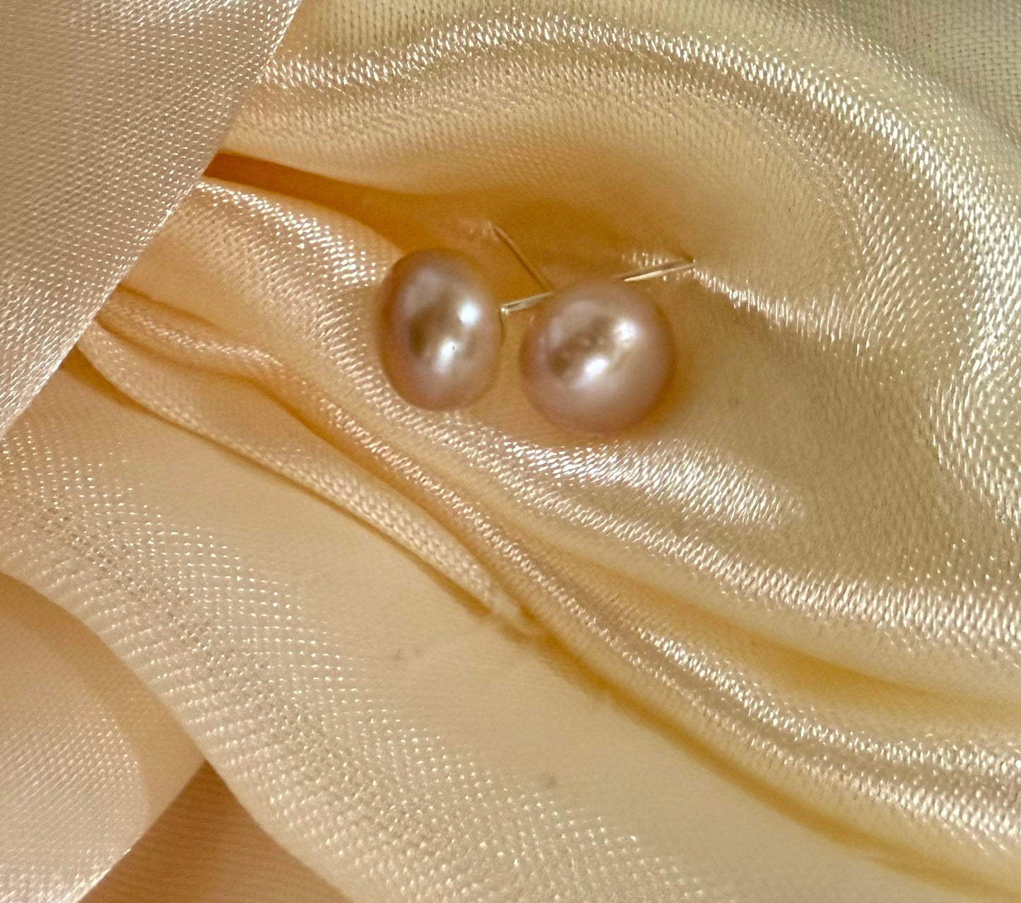 Natural Freshwater Pearl Stud Earrings- Lavender