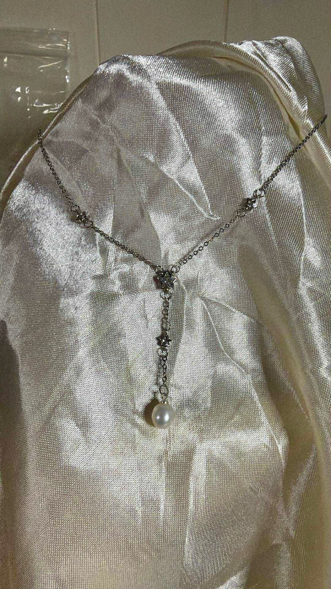 Star Pearl Drop Necklace - White Pearl