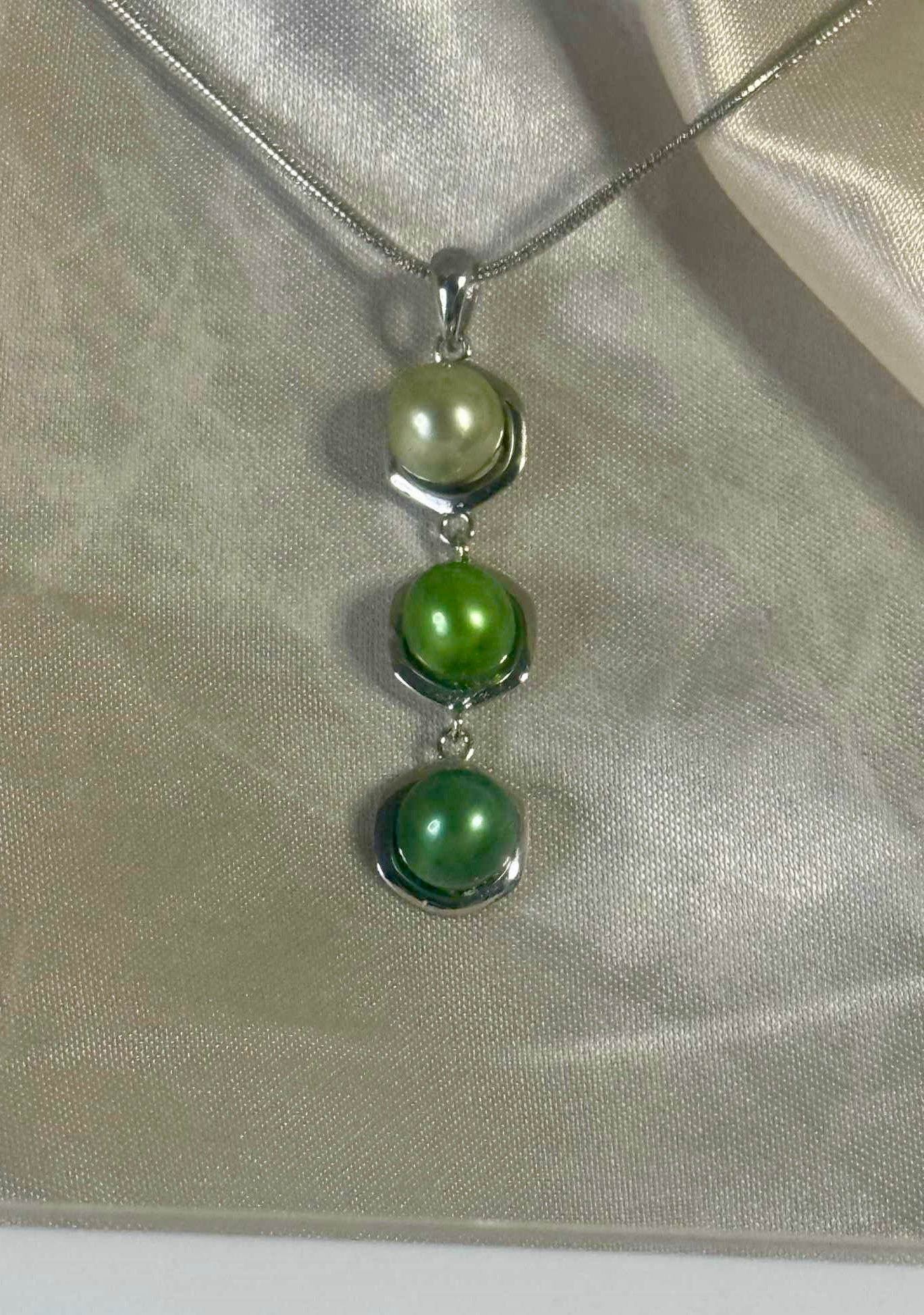 Triple Pendant Necklace - Includes triple Oyster opening