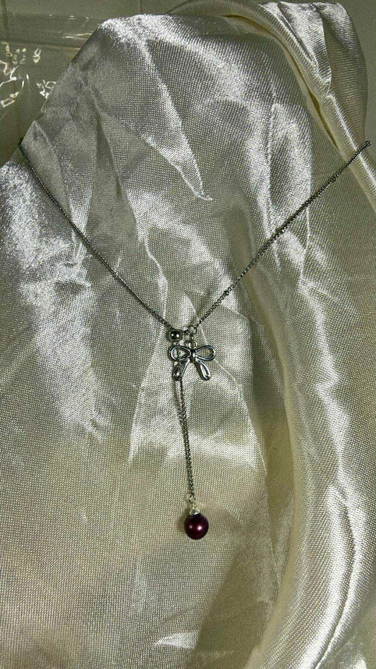 Bow Pearl Drop Necklace - Cranberry Pearl