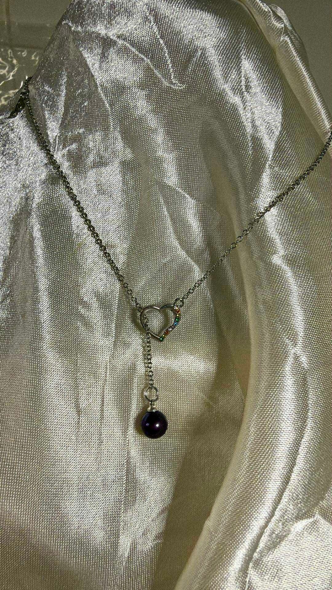 Pearl Drop Through Heart Necklace – Cranberry Pearl