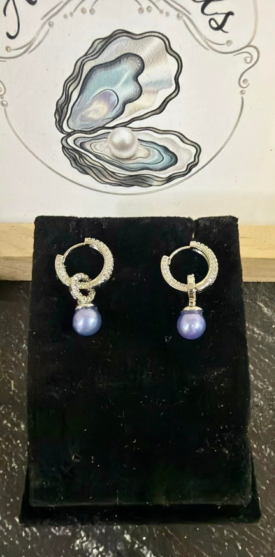 Chunky Huggie Earrings - Lilac Pearls