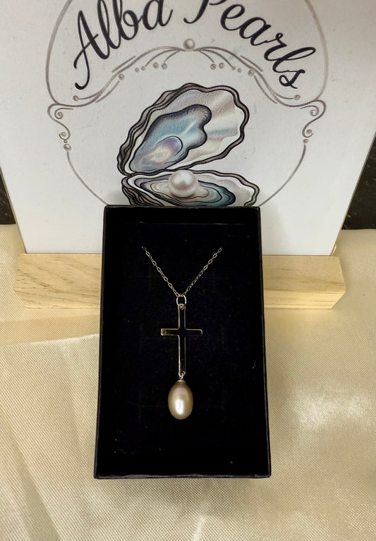 Cross Pendant - Natural Rice Pearl
