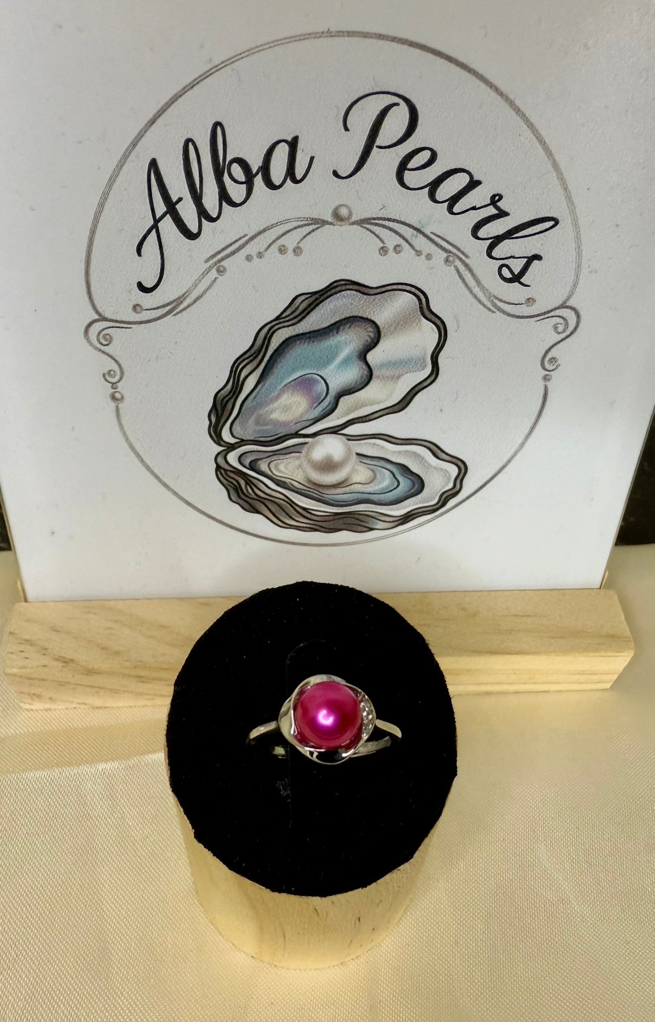 Twist Circle Ring with Cubic Zirconia - Deep Pink Pearl