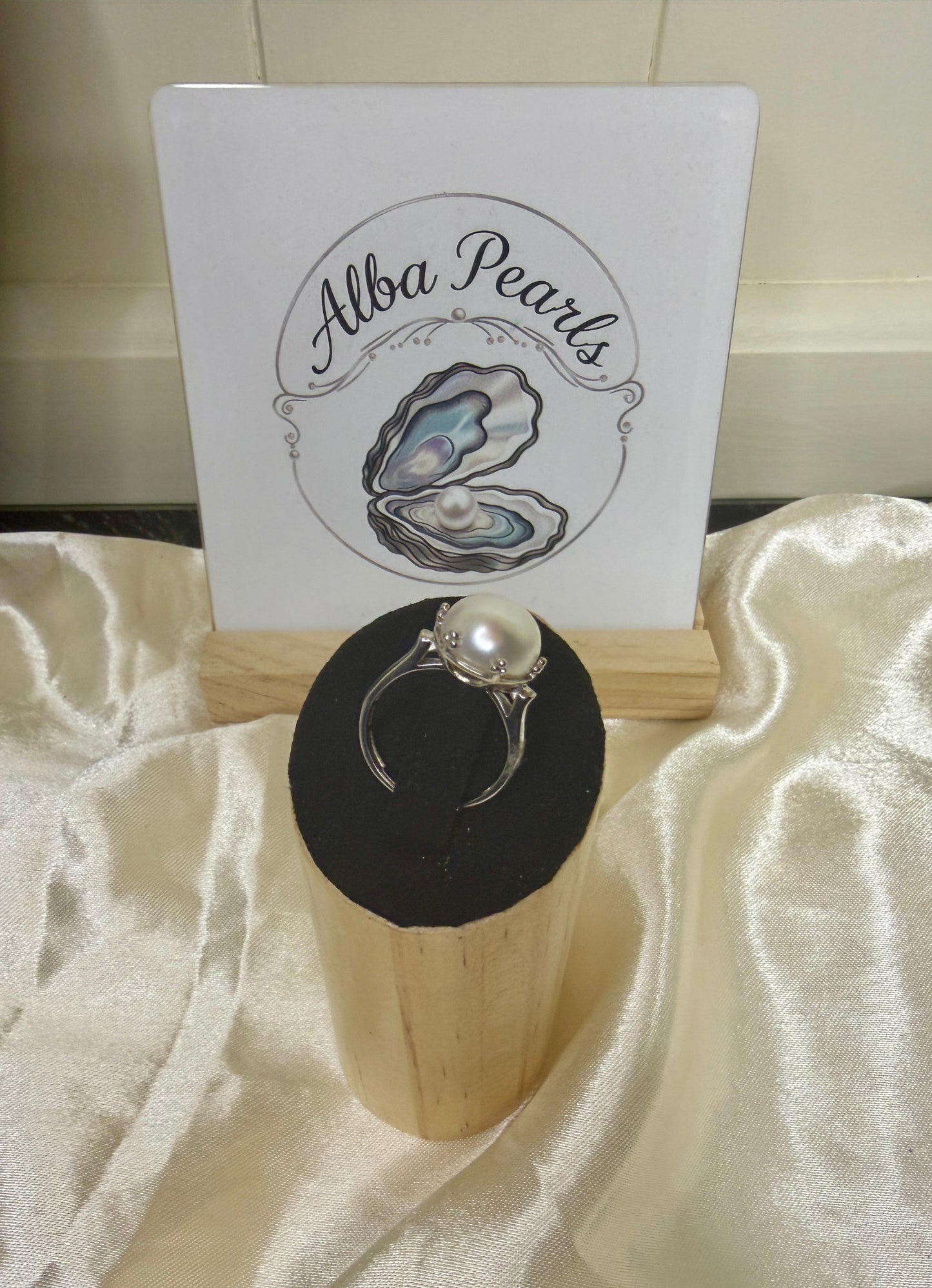 Edison Button Basket Ring - White Edison Button Pearl