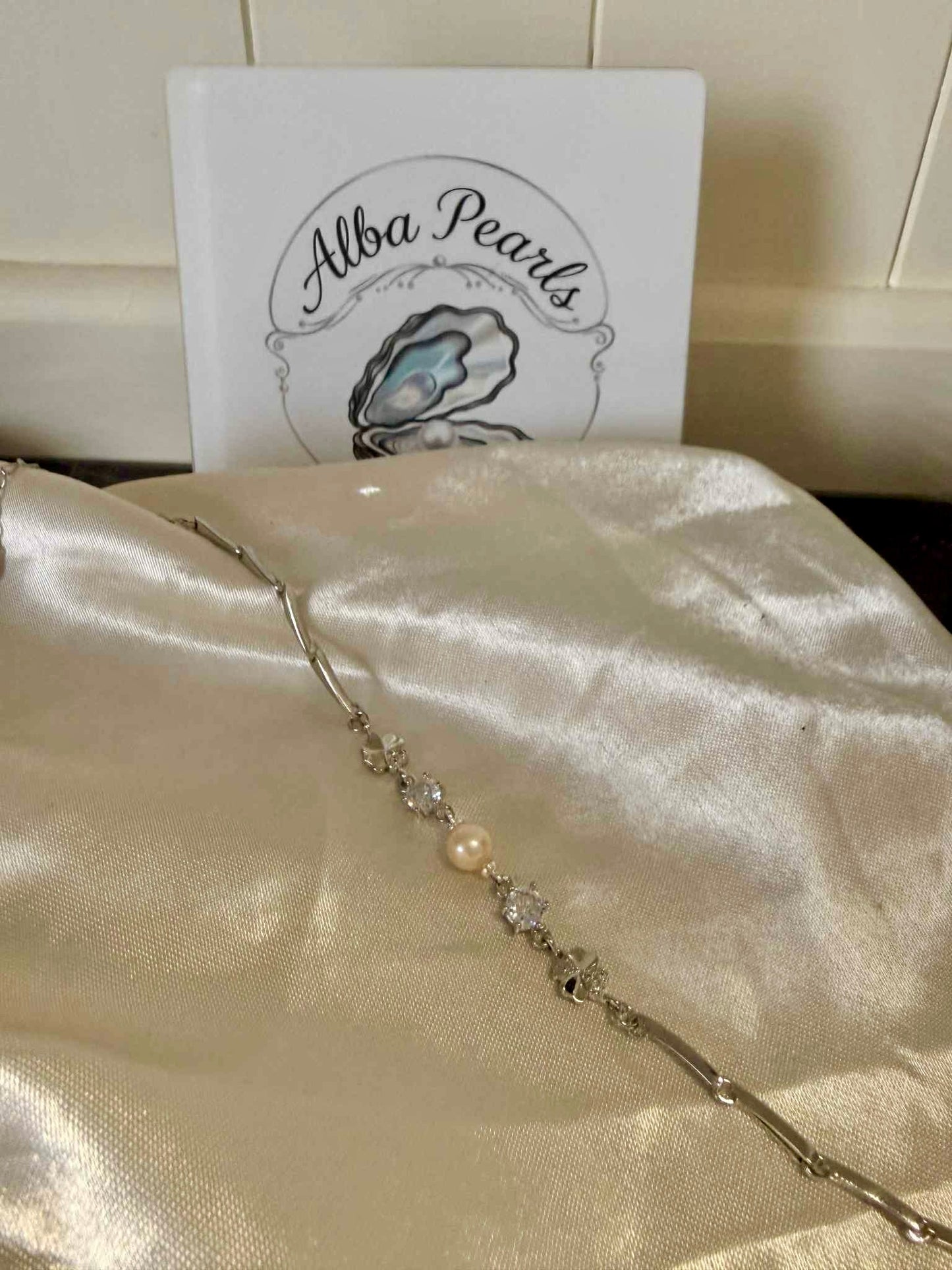 Clover Bracelet - includes single Oyster opening