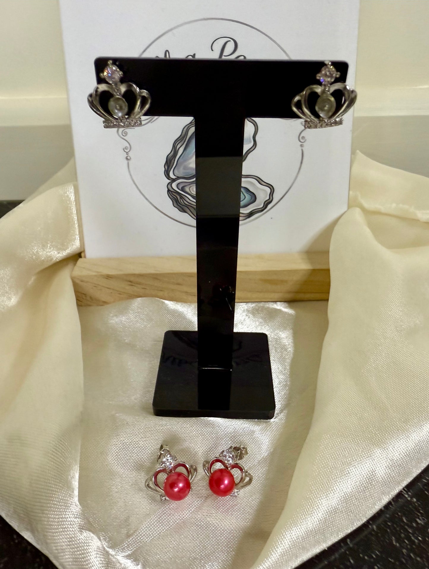 Crown Earrings - Includes twin oyster opening