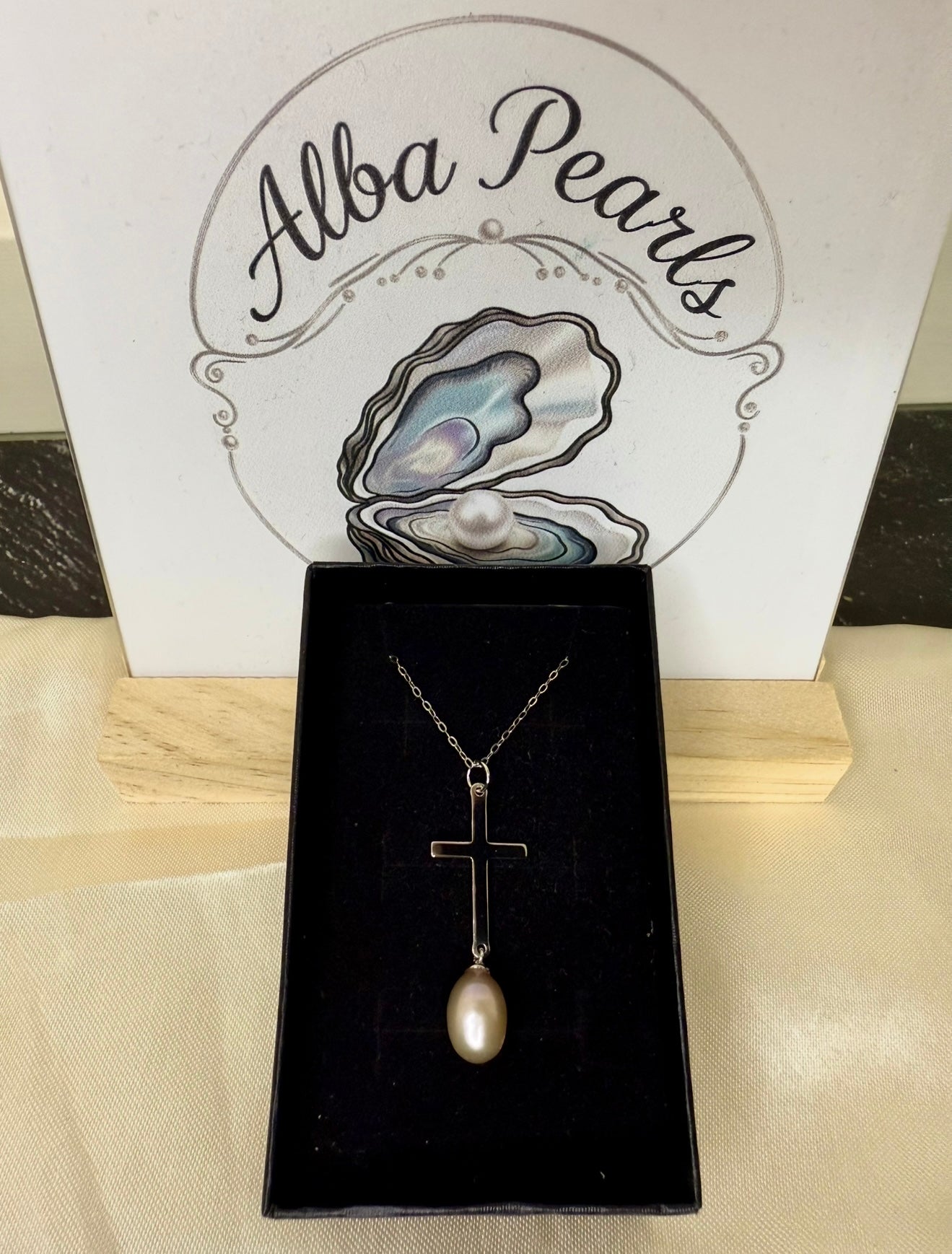 Cross Pendant - Natural Rice Pearl