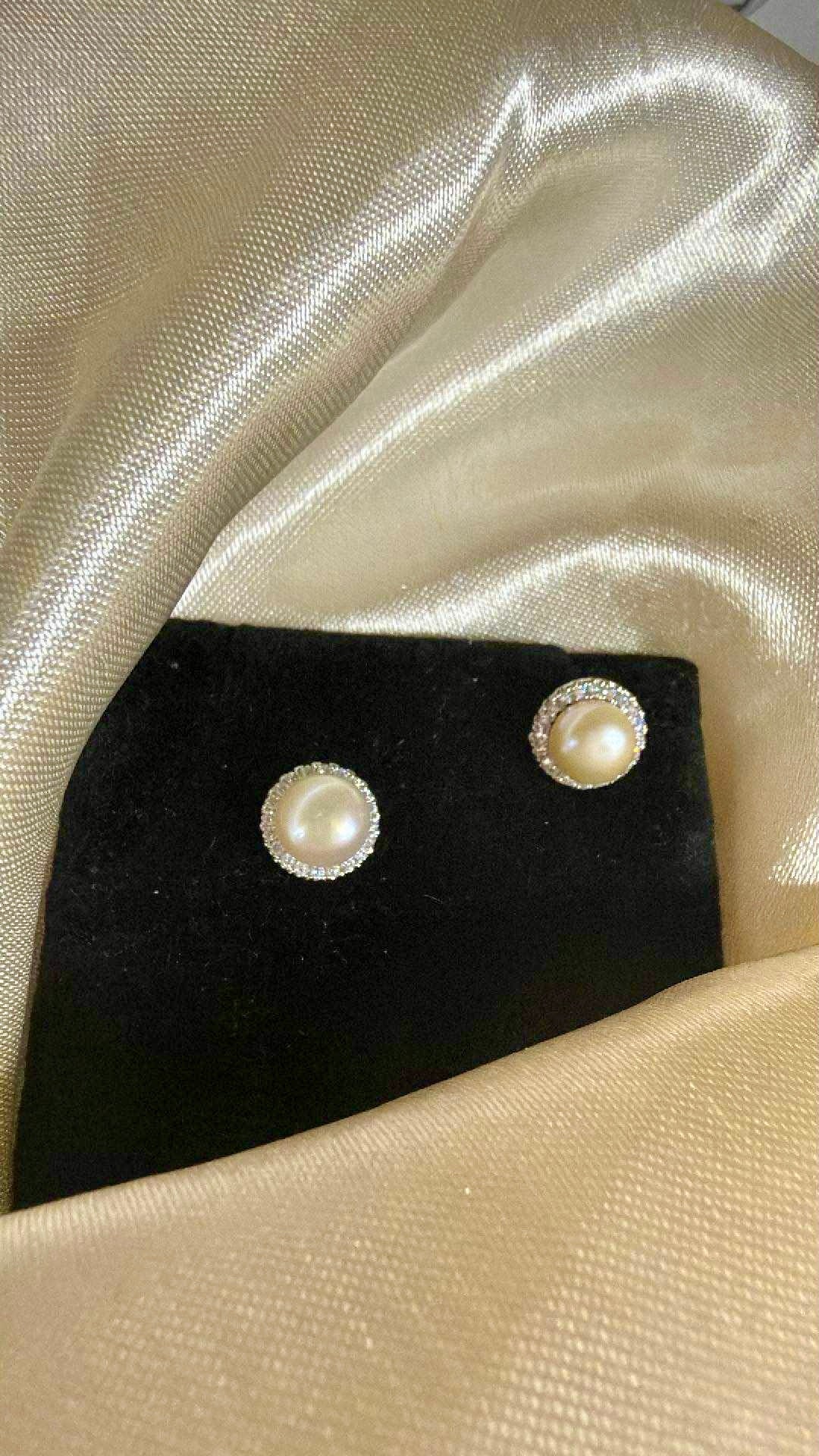 White Button Pearl Stud Earrings