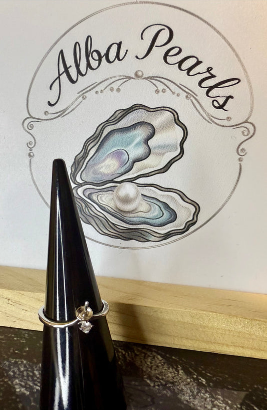 Simple Ring with Cubic Zirconia drop - Includes single oyster opening