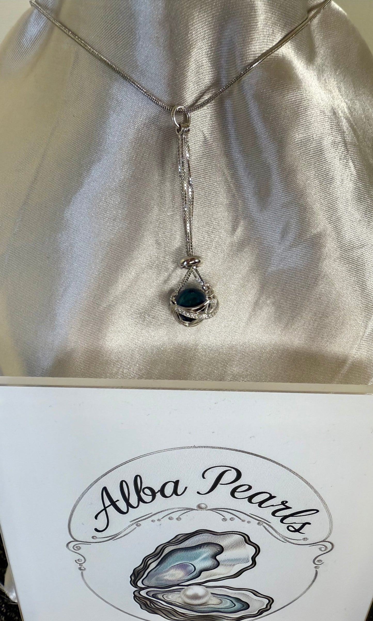 Edison Pearl Basket Pendant - Upgrade to include oyster opening available