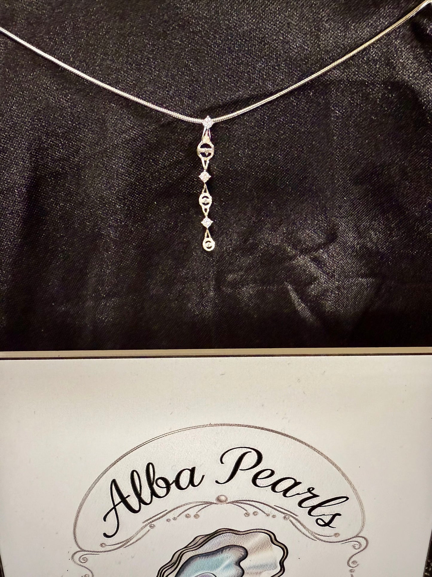 Triple Pearl Pendant — Pink Pearls