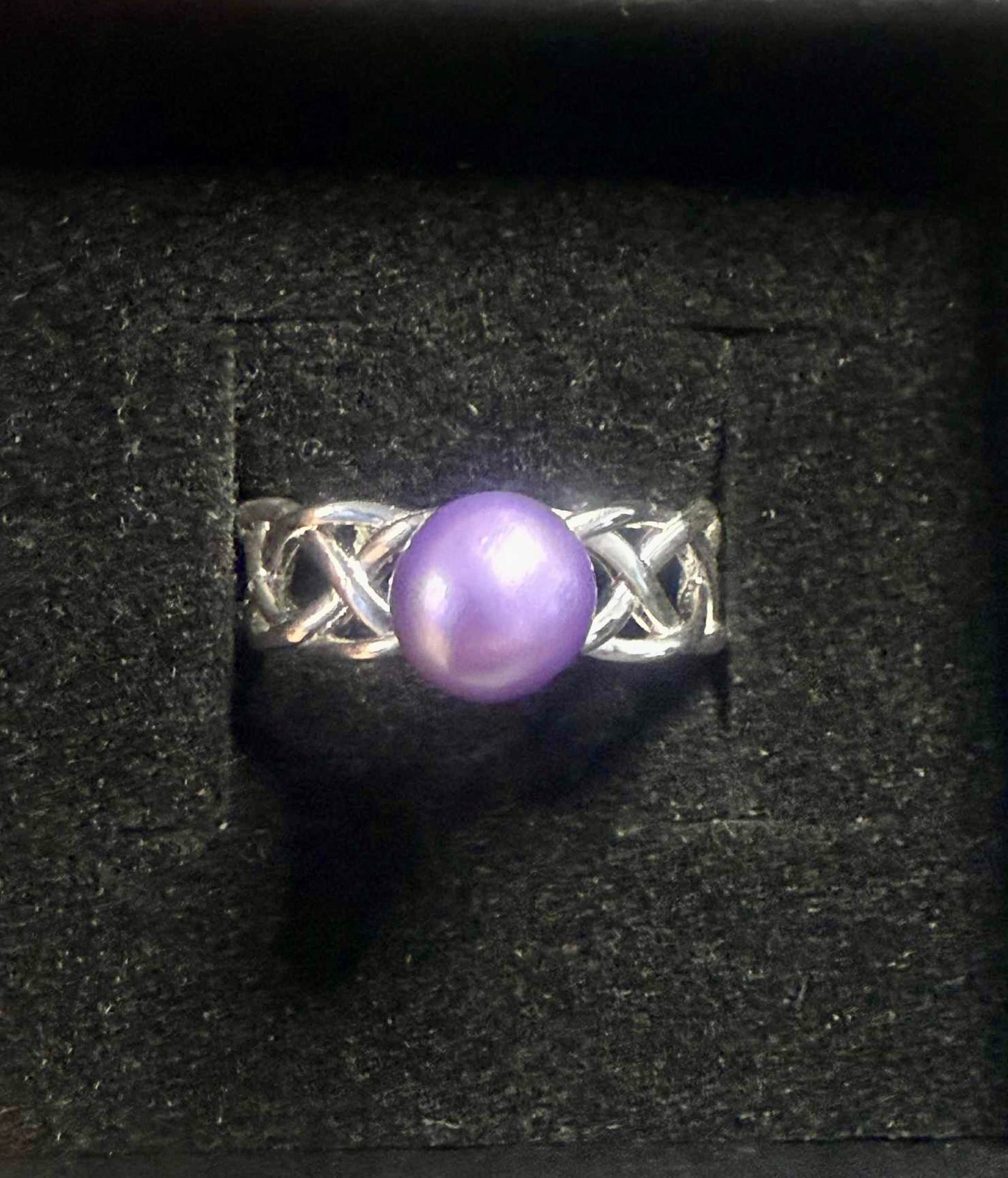 Celtic-Inspired Ring – Purple Pearl