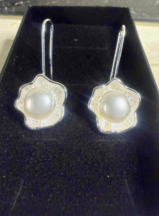 Oyster Earrings - White Button Pearls
